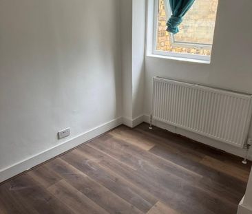 Studio Flat, Batoum Gardens, W6 - Photo 2