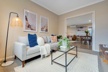 Modern & Cosy Family Home! - Photo 2