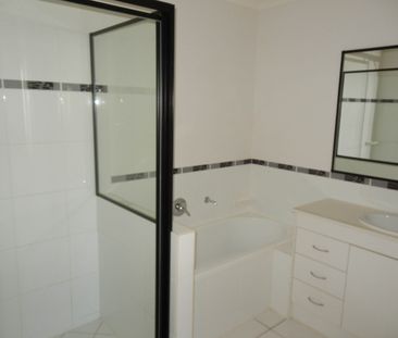 Modern air conditioned 3 Bedroom Duplex - Photo 6
