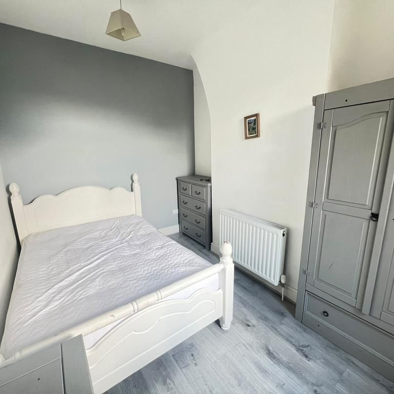 1 bedroom link detached house to rent - Photo 1