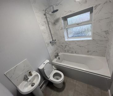 3 bedroom house to rent - Photo 3