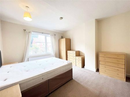 3 bedroom semi-detached house to rent - Photo 5