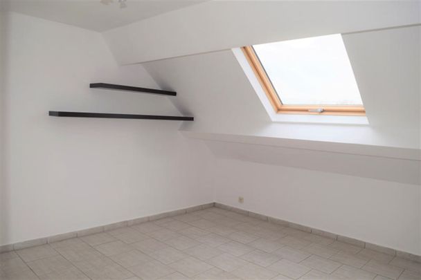Appartement de +/- 50m² situé au 2ème étage - Foto 1