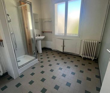 Location Appartement 2 pièces 52m² LE HAVRE 76600 - Photo 3