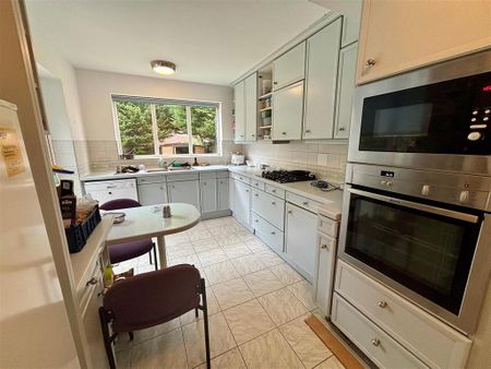5 bedroom detached house to rent - Photo 5