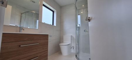 Brand new over the Shore. - Photo 3