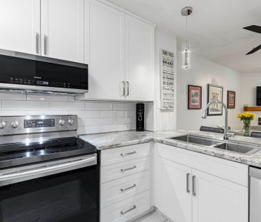 For Lease - 49 TROTT Boulevard Unit# 181, Collingwood, Ontario - Photo 4