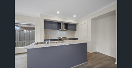 Quality 4 Bedroom Home in Winter Valley - Photo 4