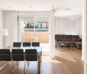 3 bedroom luxury penthouse for rent in Valencia - Photo 2