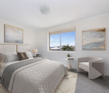 Top Floor With Ocean Glimpses - Photo 1