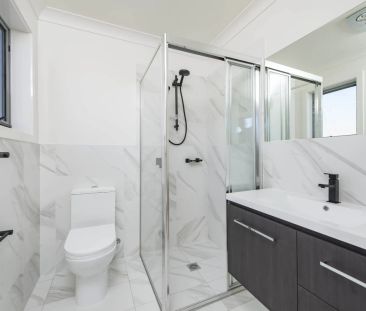 Modern 1-Bedroom Apartment in Elevated, Private Setting - Photo 3