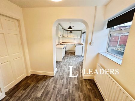 3 bedroom house to rent Monsal Grove, Stoke-on-Trent, ST1 - Photo 4