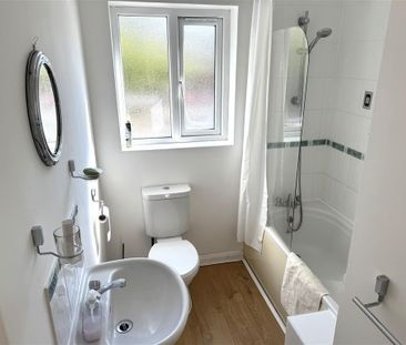 Kirkgate Street, Cambs, Wisbech - Photo 6