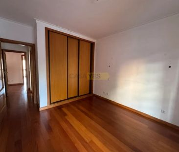 Apartment T3 in Santo António dos Olivais, Coimbra - Photo 3