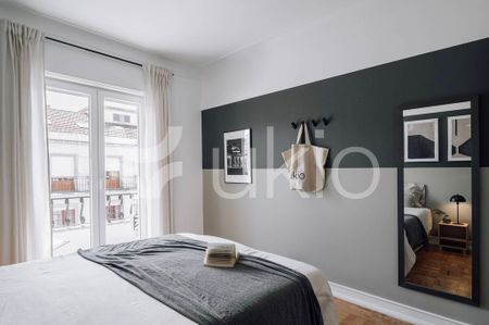 6 room luxury Flat for rent in Lisbon - Photo 3