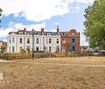 Park Views, The Crescent, Bournemouth, BH1 - Photo 1
