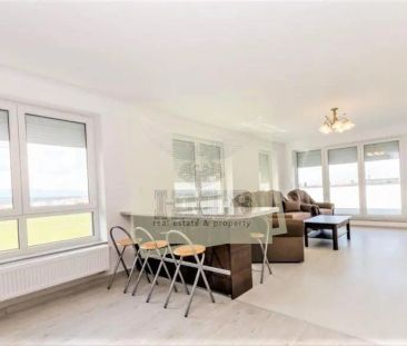 Penthouse cu 3 camere 2 bai terasa si parcare privata in Avangarden - Photo 3