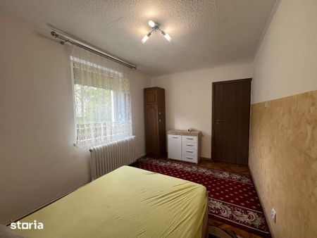 Apartament 2 camere, decomandat - Fotografie 2