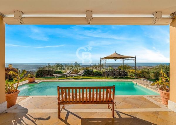 Via Murli, Pietrasanta, Tuscany 54038