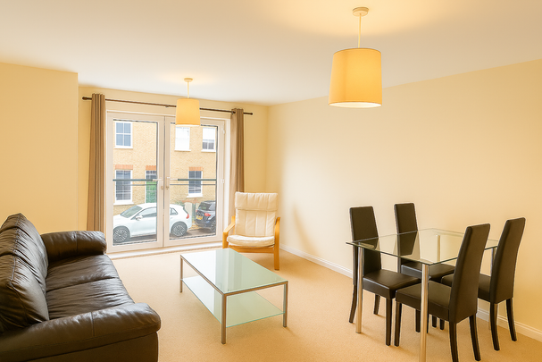 2 bedroom flat to rent - Photo 1