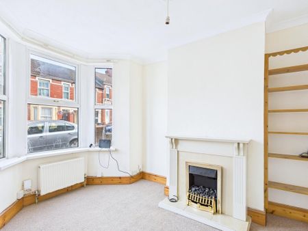 2 bedroom terraced house to rent - Photo 2