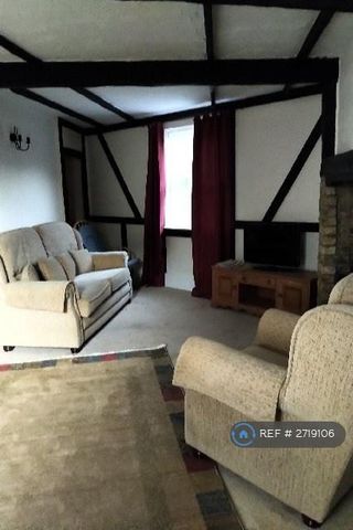 1 bedroom in a house share to rent - Photo 3