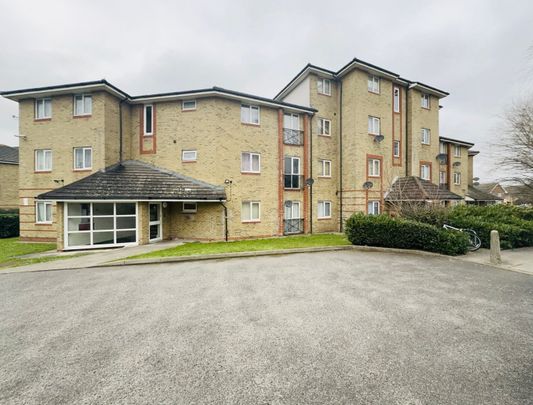 Trafalgar Court, Barking, IG11 - Photo 1