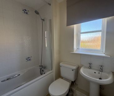 Fairford Leys Way, AYLESBURY - Photo 1