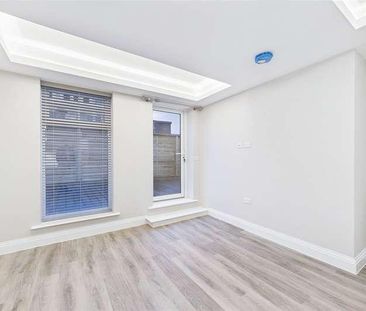 West Street, Maidenhead, Berkshire, SL6 - Photo 1