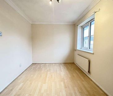 Challinor, Church Langley, CM17 - Photo 1