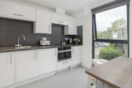 2 bedroom flat to rent - Photo 3