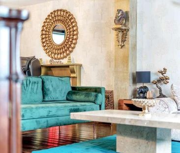 Windsor, Berkshire, SL4 - Photo 1