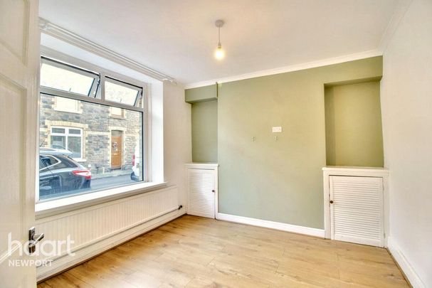 3 bedroom terraced house to rent - Photo 1