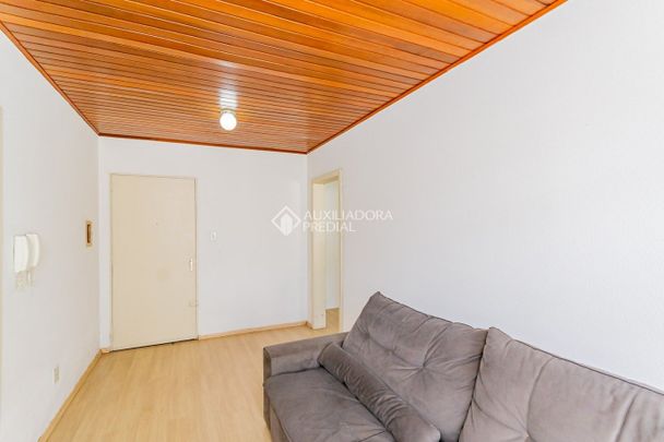 Apartamento com 1 quarto e 43m² para alugar em Azenha, Porto Alegre. - Foto 1