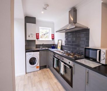 6 bedroom house to rent - Photo 4