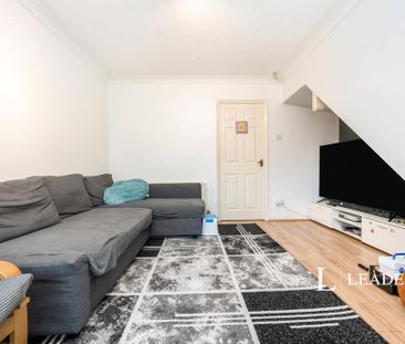 2 bedroom semi-detached house to rent - Photo 5