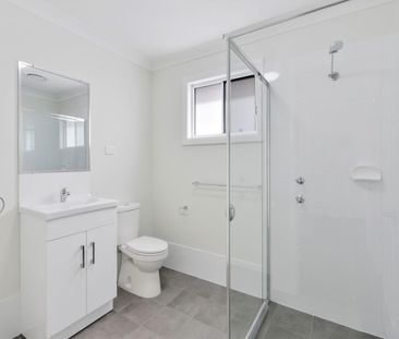 Modern & Private two Bedroom Granny Flat - Photo 6