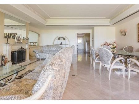 5 bedroom luxury Apartment for rent in Marbella, Spain - Photo 3