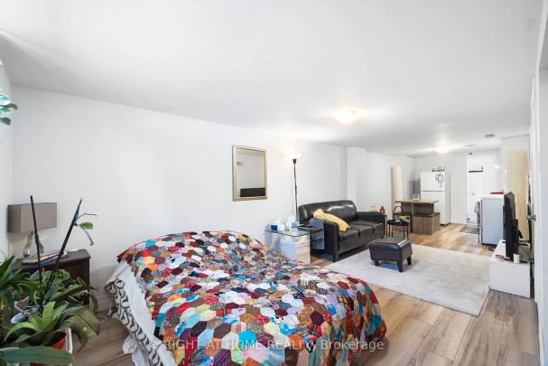 Detached Home For Lease | E8332698 - Photo 1