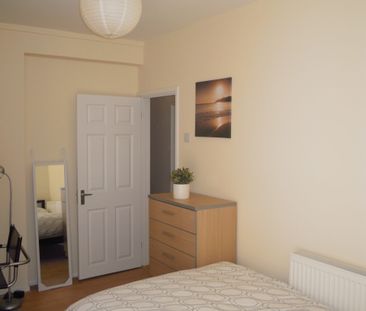 Shillingford House – Room 4 - Photo 4