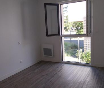 Location Appartement 2 pièces 46m² DAX 40100 - Photo 5