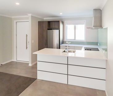 CENTRAL LOWER HUTT LIVING - Photo 2