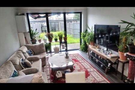 2 Bed Maisonette, Kenton Lane, HA3 - Photo 2