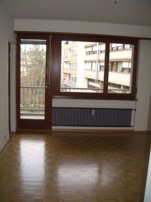 3.5-Zimmerwohnung im 4. OG direkt am Rhein im Kleinbasel - Photo 1