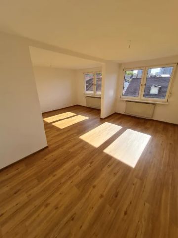 Lichtdurchflutete 4-Zimmer-Wohnung in der Neckarstadt-Ost - Photo 3