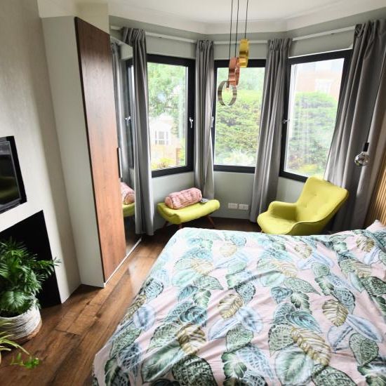 Convenient for City and West End, Quiet and Confortable - Photo 1
