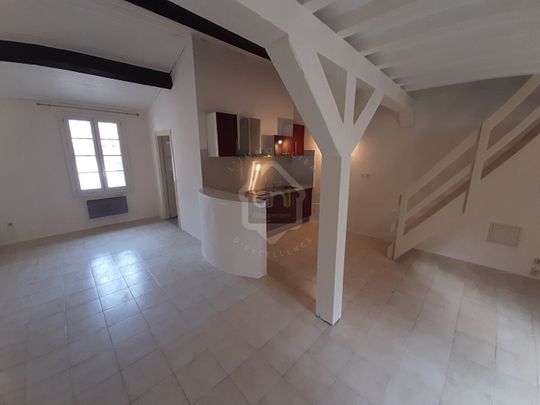 ARLES CENTRE - Appartement T2 - 57 M², - Photo 1