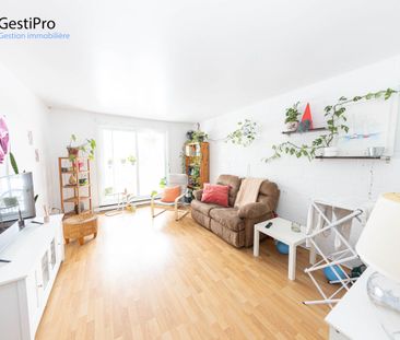 2539 Chemin Ste-Foy - Photo 1