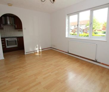 1 bedroom semi-detached house to rent - Photo 2