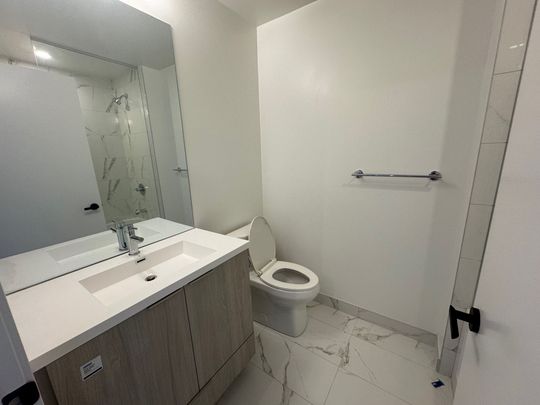 For Lease - 8 Interchange Way Unit# 3805, Vaughan, Ontario - Photo 1